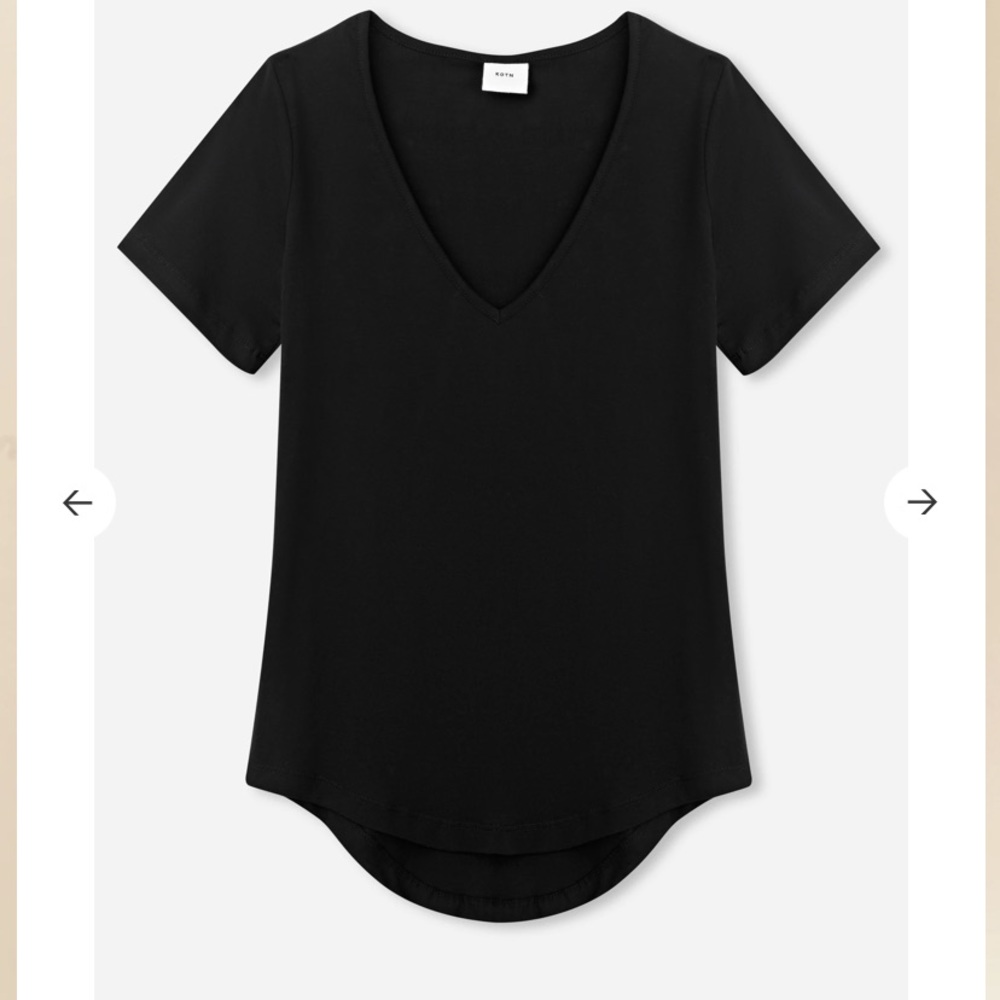 Kotn Relaxed fit v neck